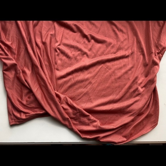 Athleta terracota top, Size L - Picture 2 of 4